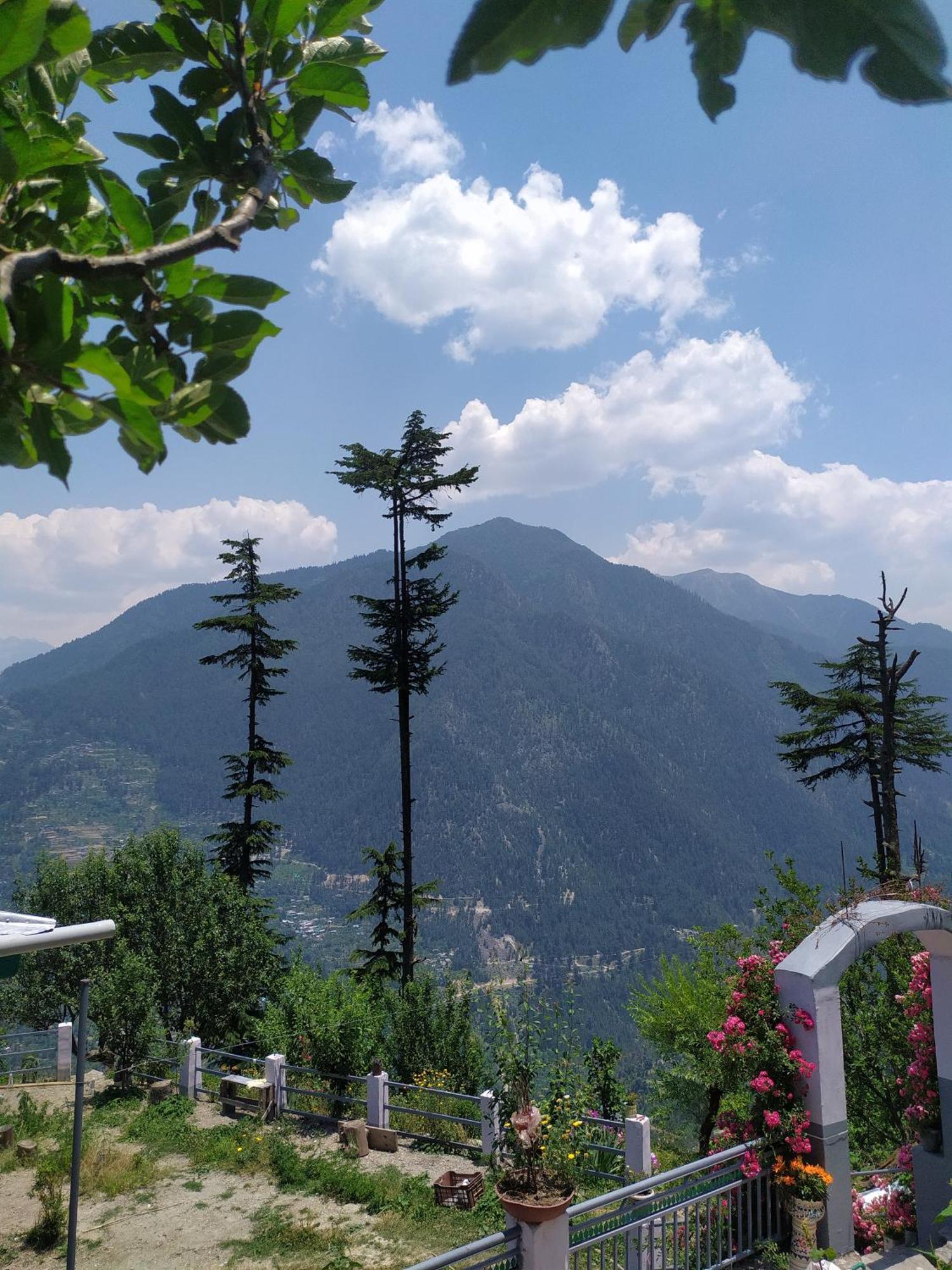 Hotel Mountain Eyrie Banjār Exteriér fotografie